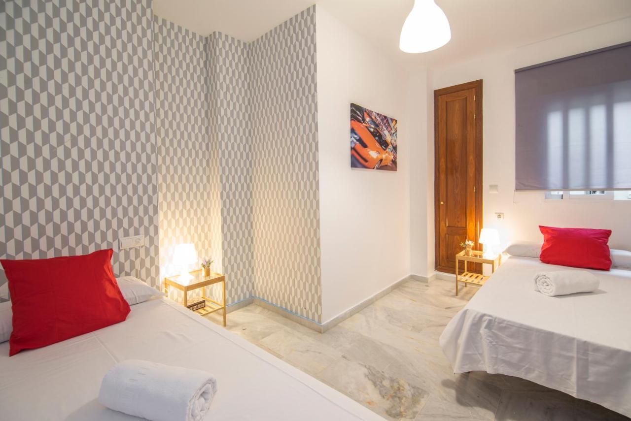 Apartamentos Granata Гранада Екстер'єр фото