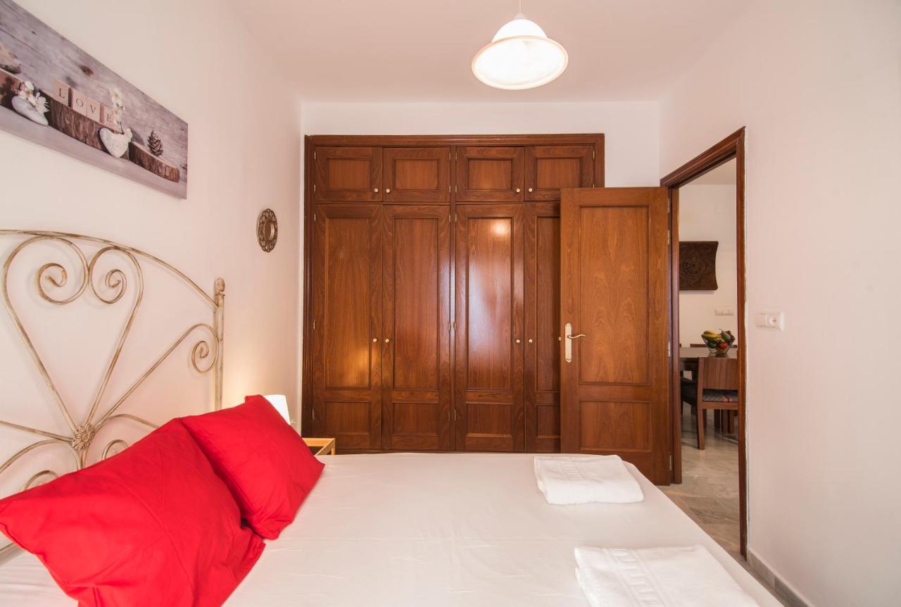 Apartamentos Granata Гранада Екстер'єр фото