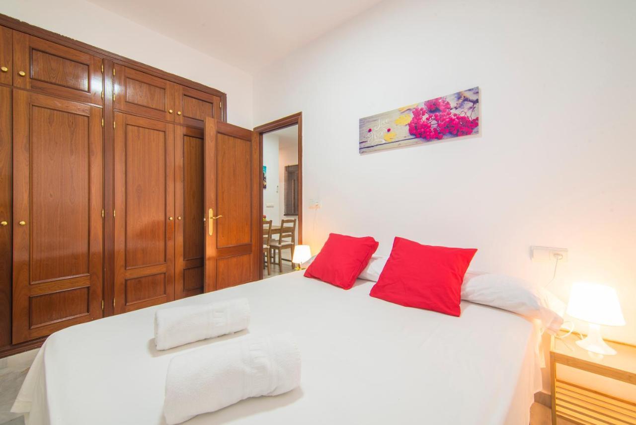 Apartamentos Granata Гранада Екстер'єр фото